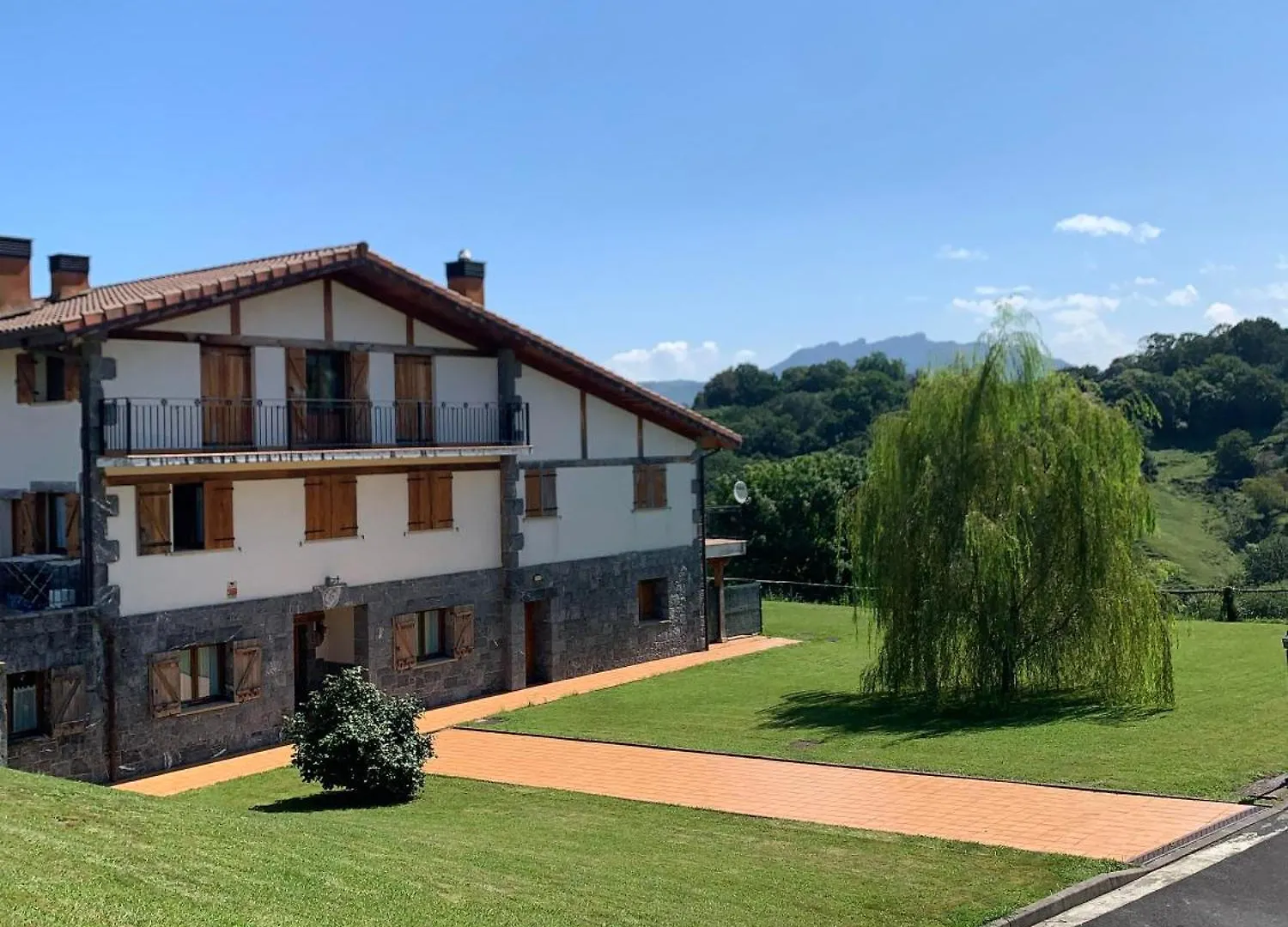Casa Rural Larre Aundi Rentería