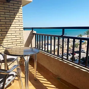 https://apartamento-en-primera-lnea-con-vistas-al-mar.1costadelsol.com
