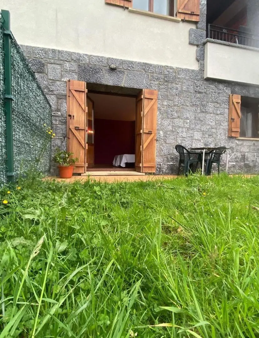 Casa Rural Larre Aundi Renteria