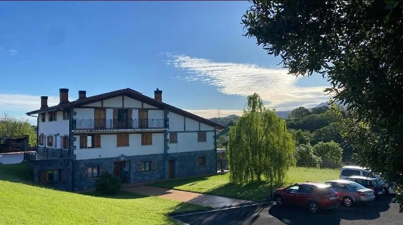 Casa Rural Larre Aundi Renteria