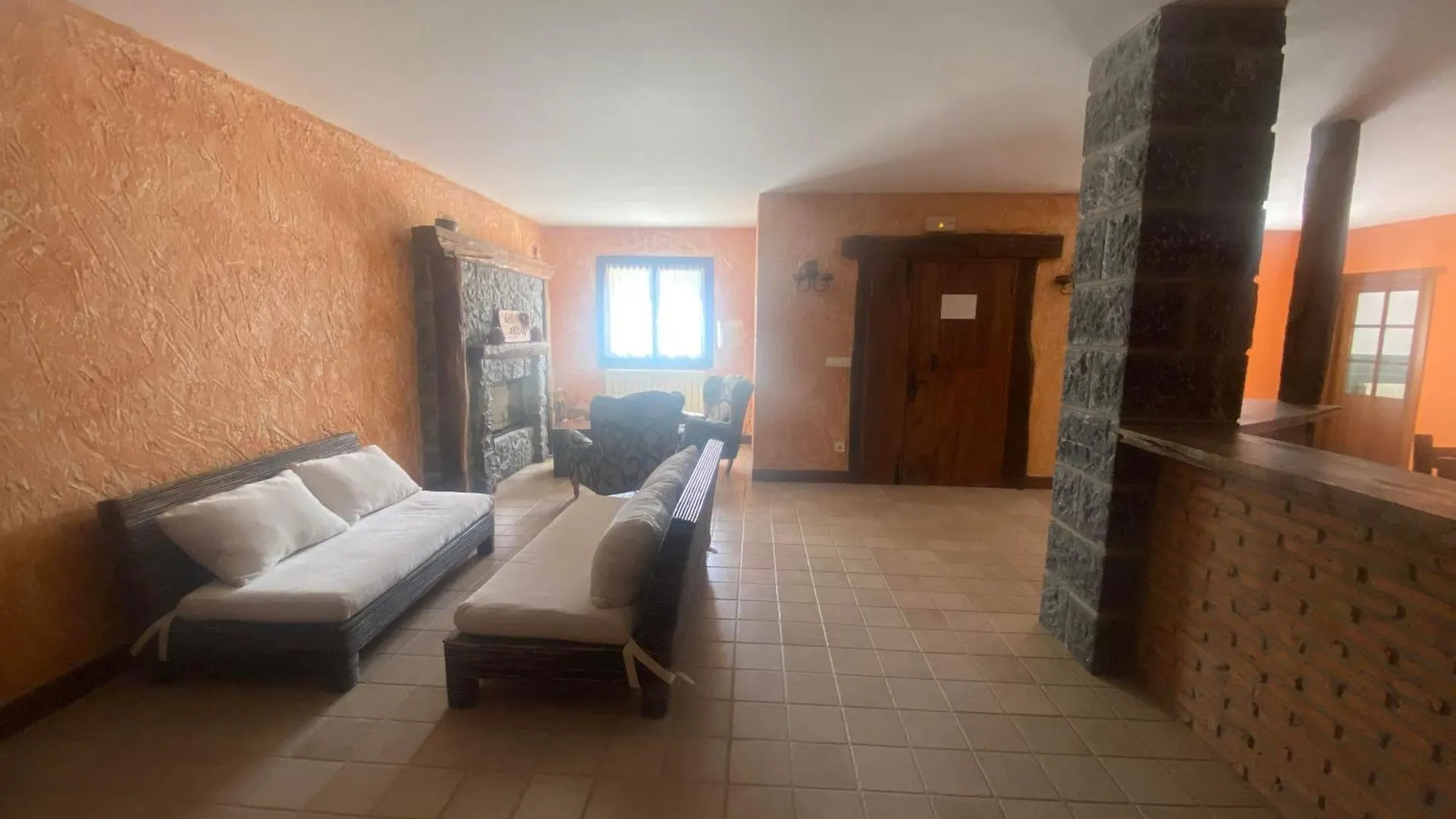Casa Rural Larre Aundi Renteria